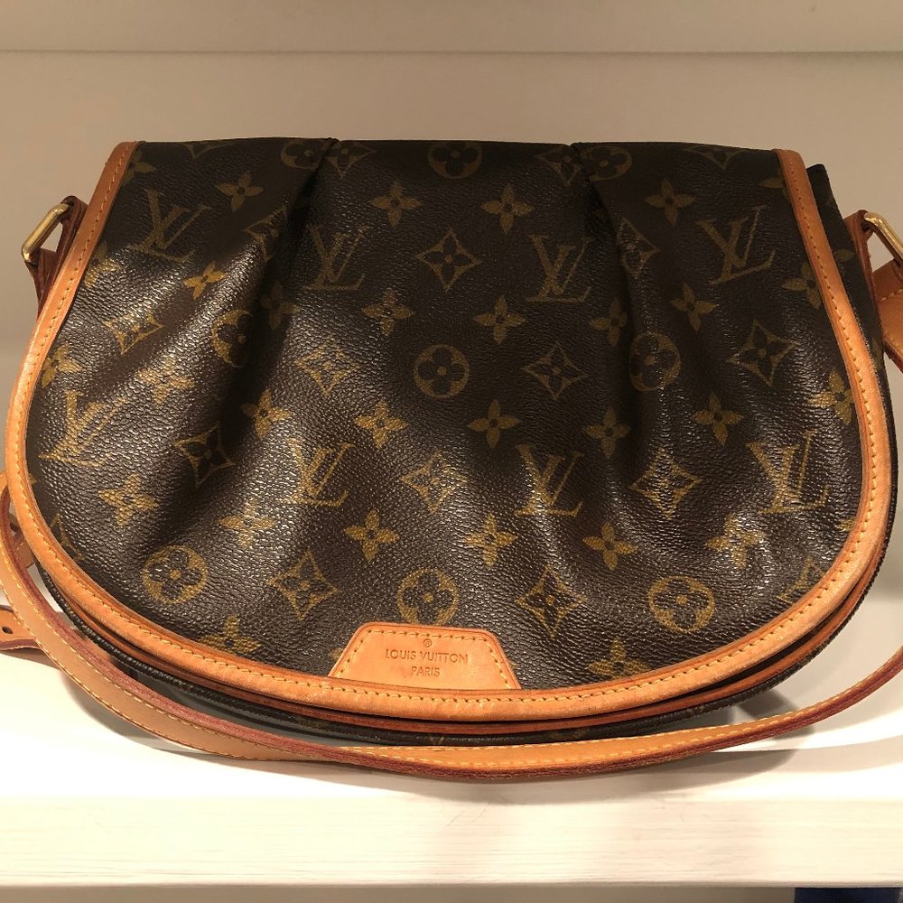 Louis Vuitton Menilomontant Pm Monogram.